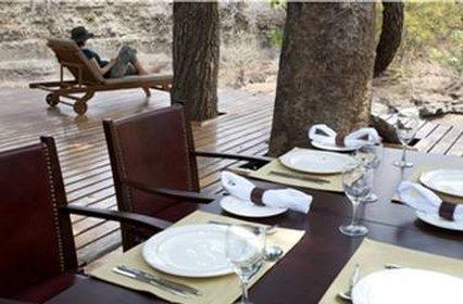 Selous Serena Camp Selous Game Reserve Ресторант снимка